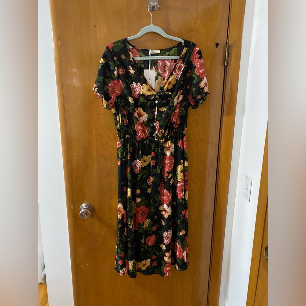 Les Amis Floral Dress Size L